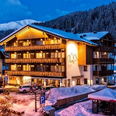 Hotel Moritz Dobbiaco Bagian luar foto