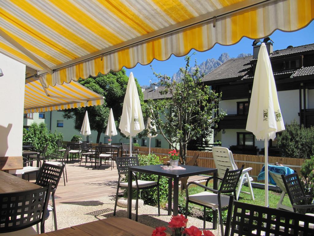 Hotel Moritz Dobbiaco Bagian luar foto