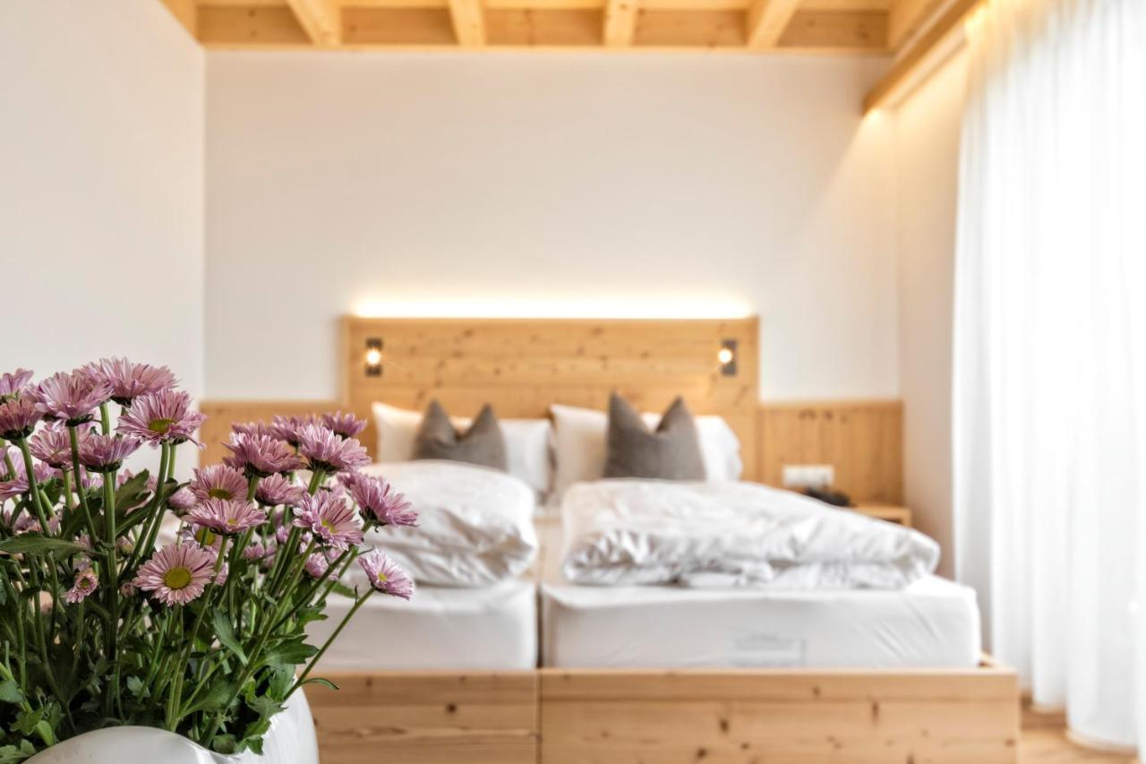 Hotel Moritz Dobbiaco Bagian luar foto